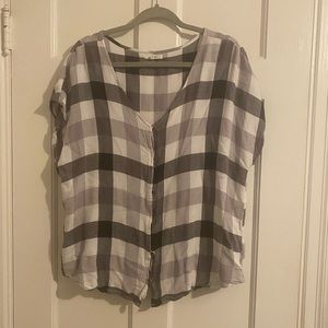 Maurices flannel short sleeve. Very soft.